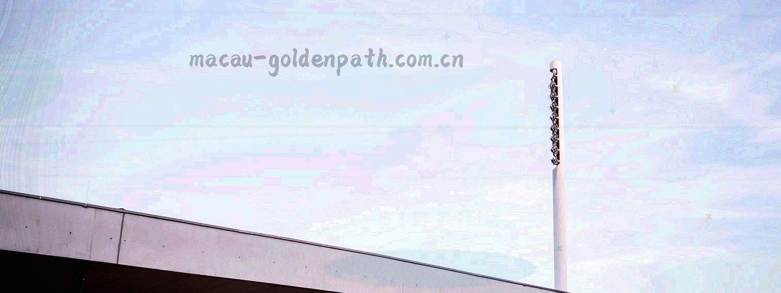 暗夜蓝底色上流动的金色纹理抽象图案